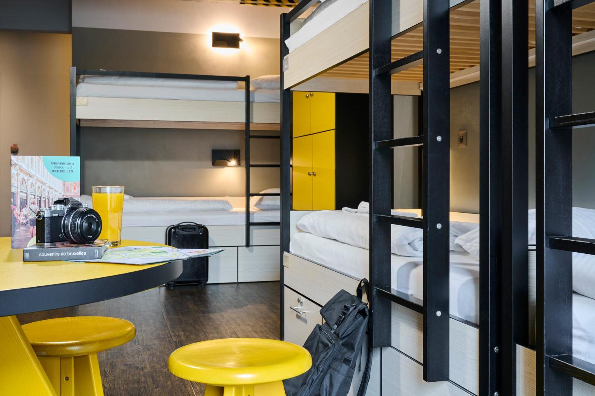 Meininger Hotels Bruxelles City Center Sint-Jans-Molenbeek ภายนอก รูปภาพ